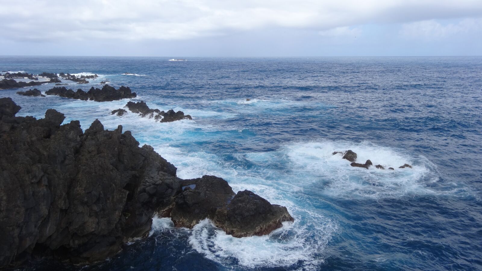 Sony Cyber-shot DSC-HX20V sample photo. Sea, waters, coast photography