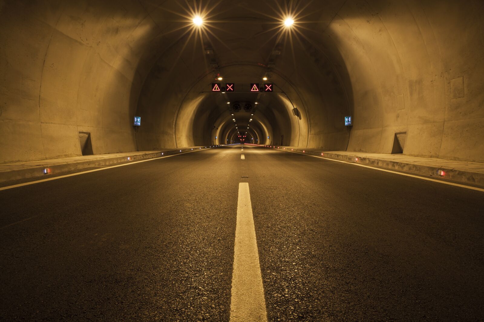 Canon EOS 5D Mark II sample photo. Road, ribbon, tunnel photography