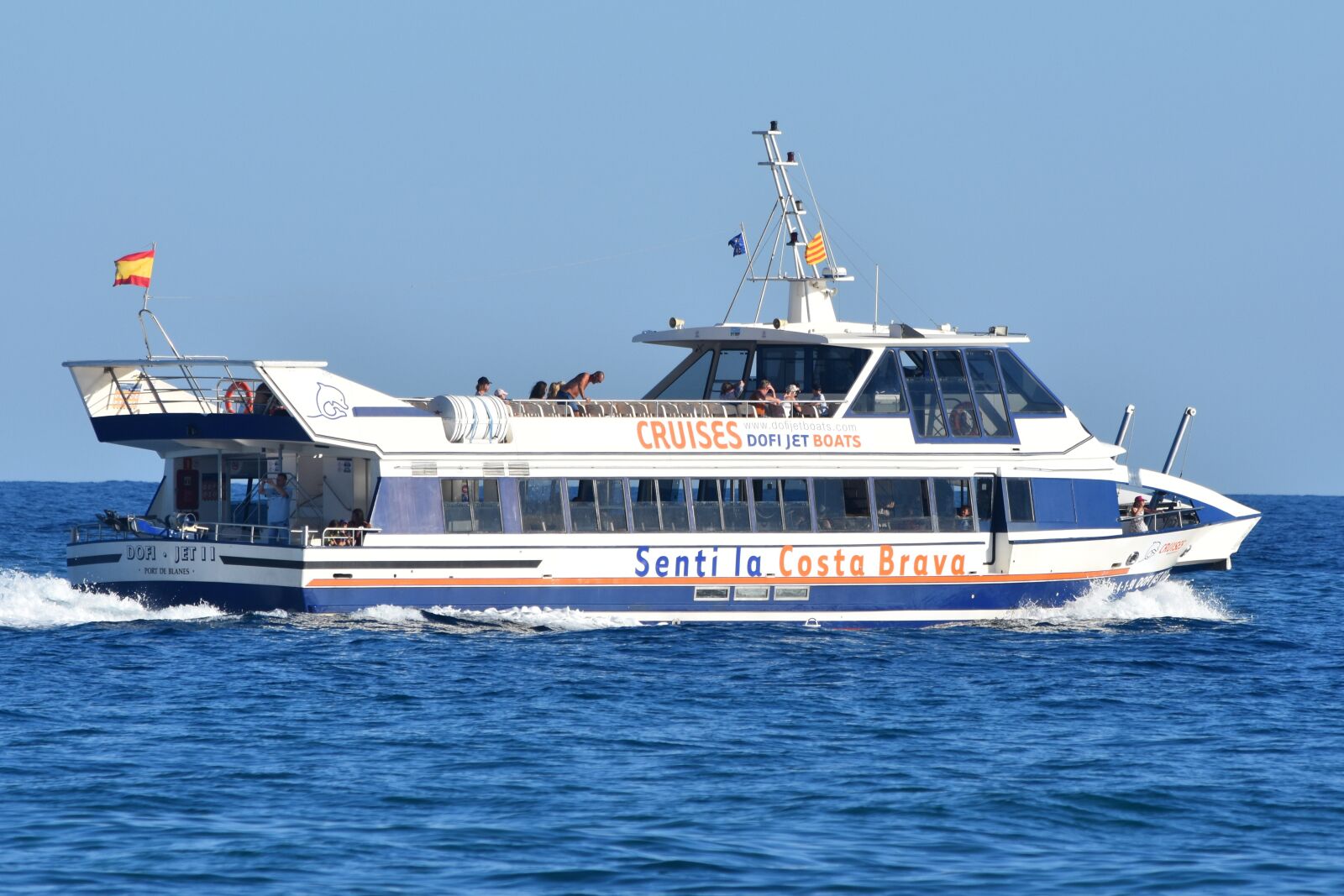 Nikon D7200 sample photo. Boat, ferry, sea photography