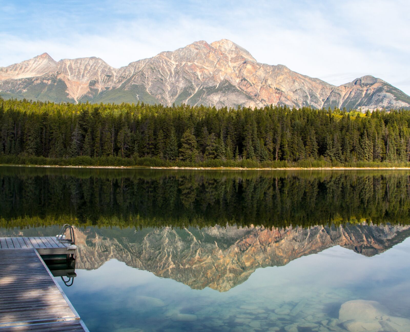 Canon EOS 650D (EOS Rebel T4i / EOS Kiss X6i) sample photo. Patricia lake, lake, reflection photography