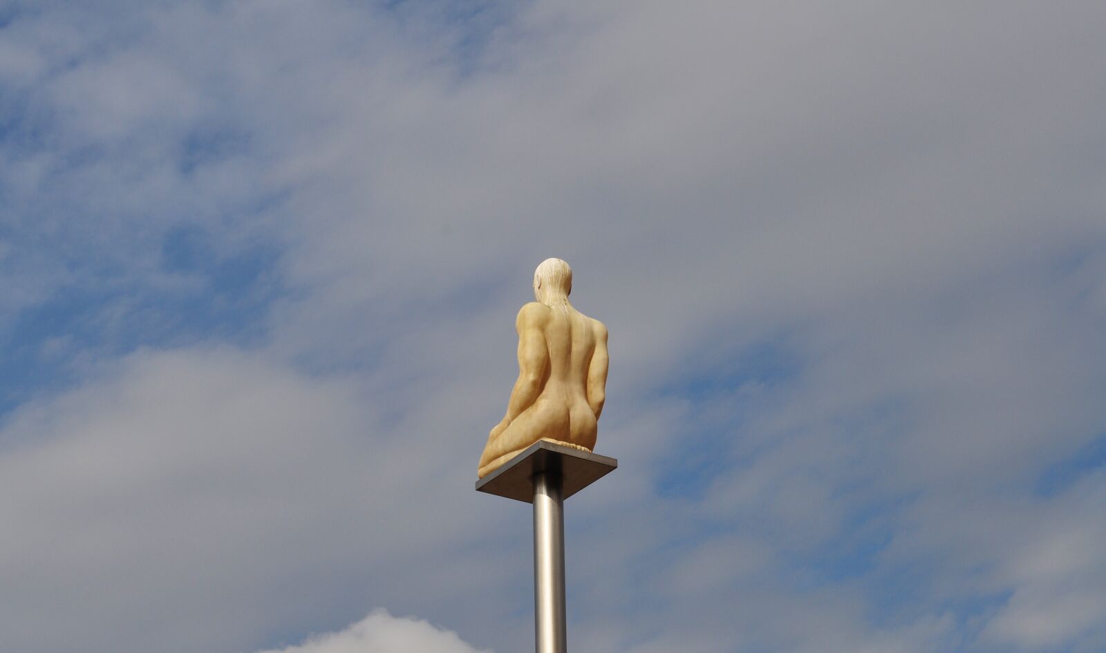 Nikon D5000 sample photo. Statue, sky, clouds photography