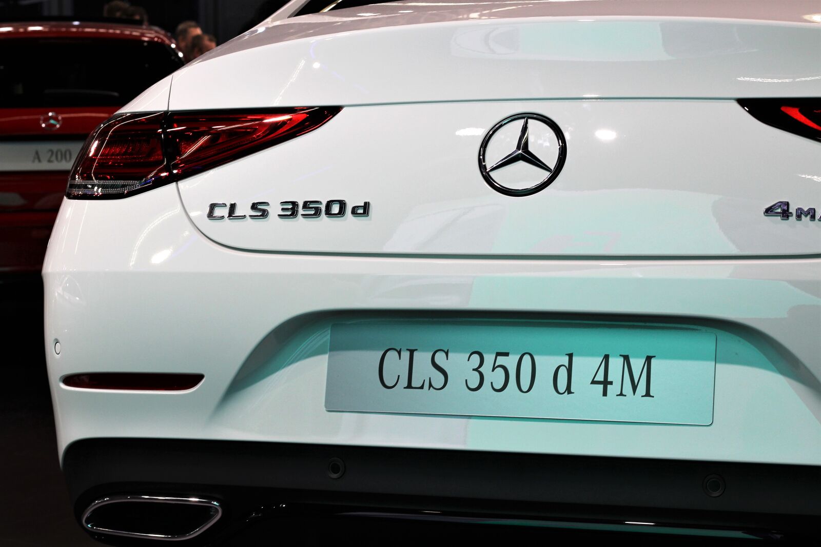 Canon EOS 600D (Rebel EOS T3i / EOS Kiss X5) + Canon EF 50mm F1.8 II sample photo. Car, mercedes benz cls photography