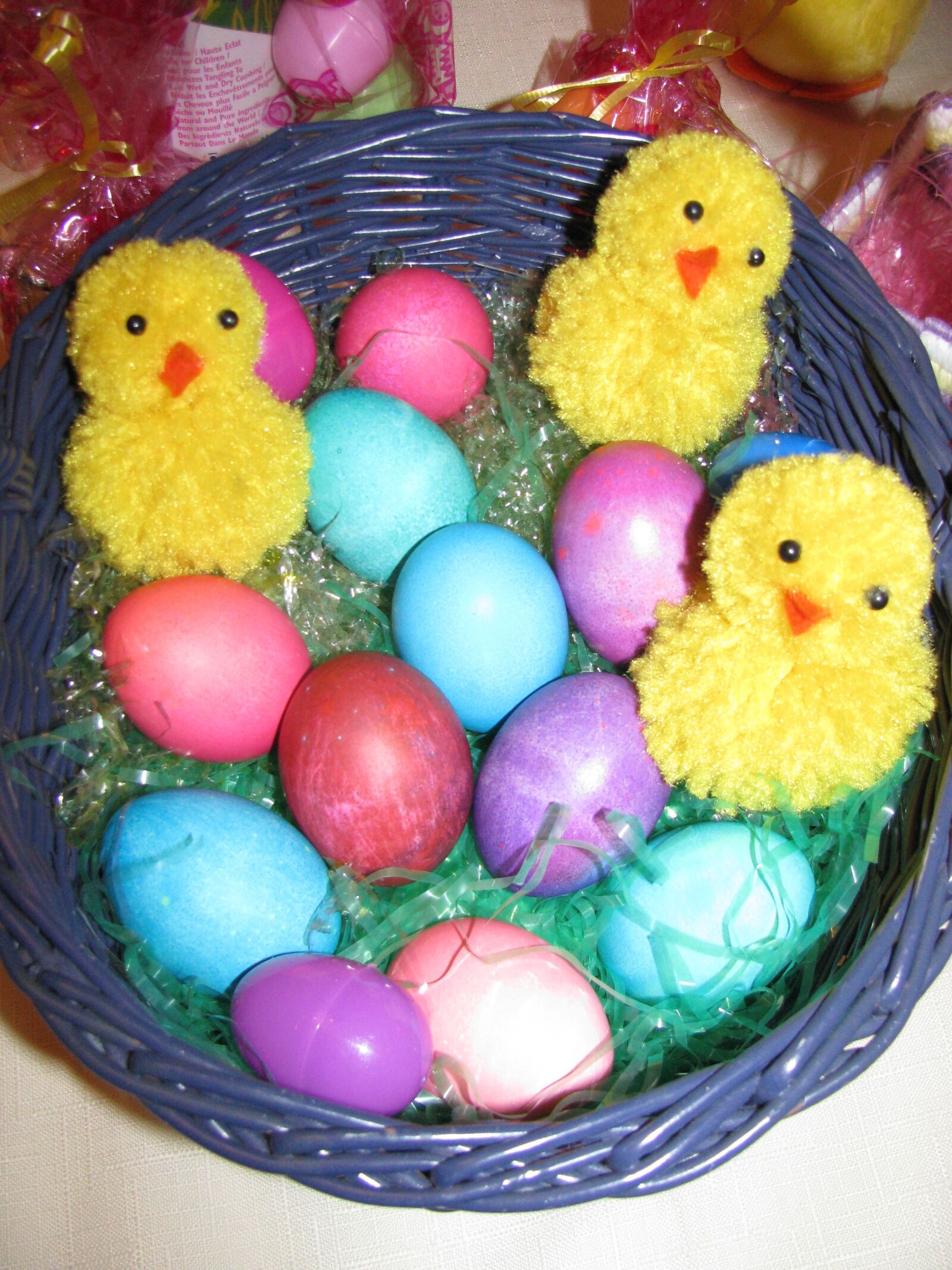 Canon POWERSHOT SX100 IS sample photo. Easter, eggs, colorful photography