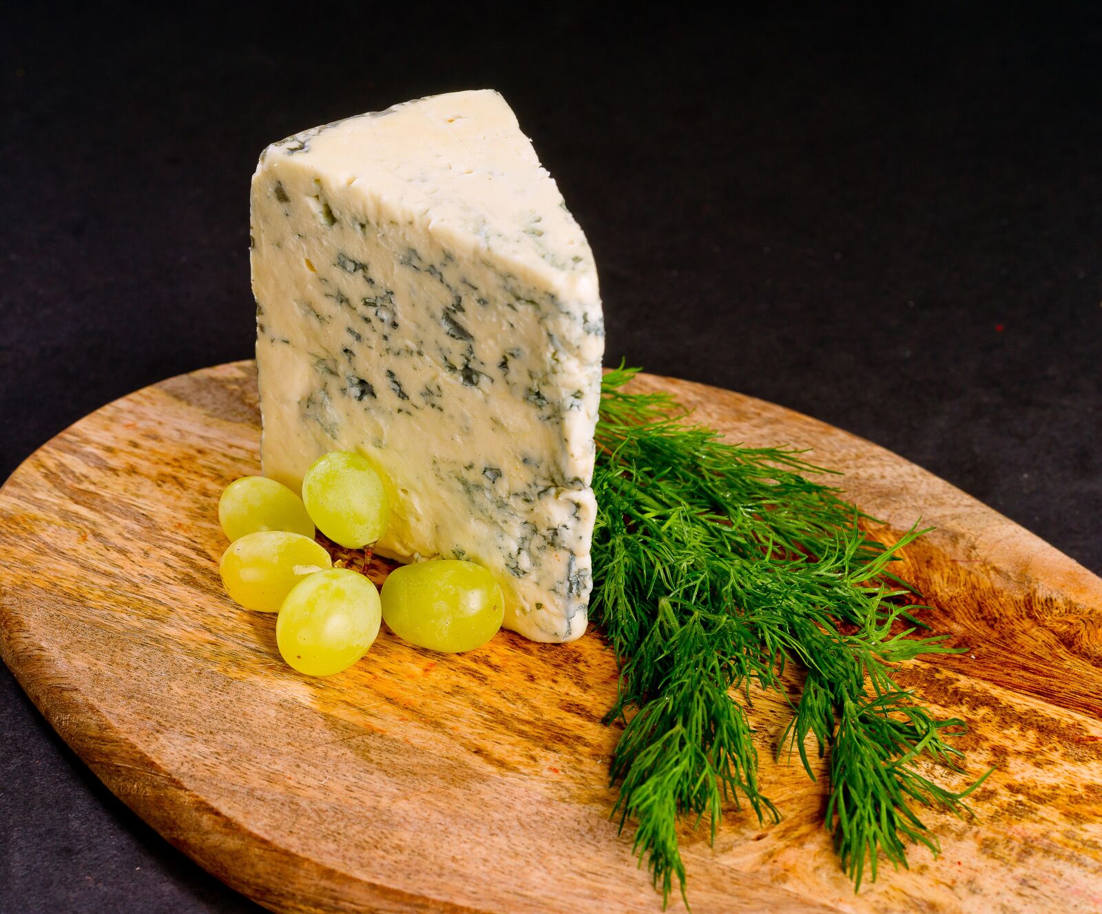 Minolta AF 50mm F3.5 Macro sample photo. Food, cheese, dill photography