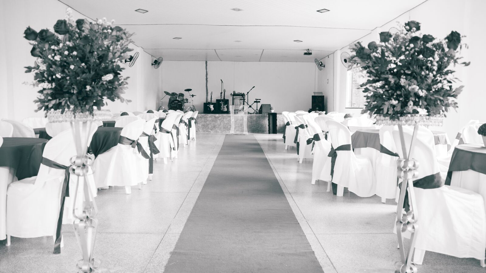 Canon EOS 700D (EOS Rebel T5i / EOS Kiss X7i) sample photo. Salon, church, marriage photography