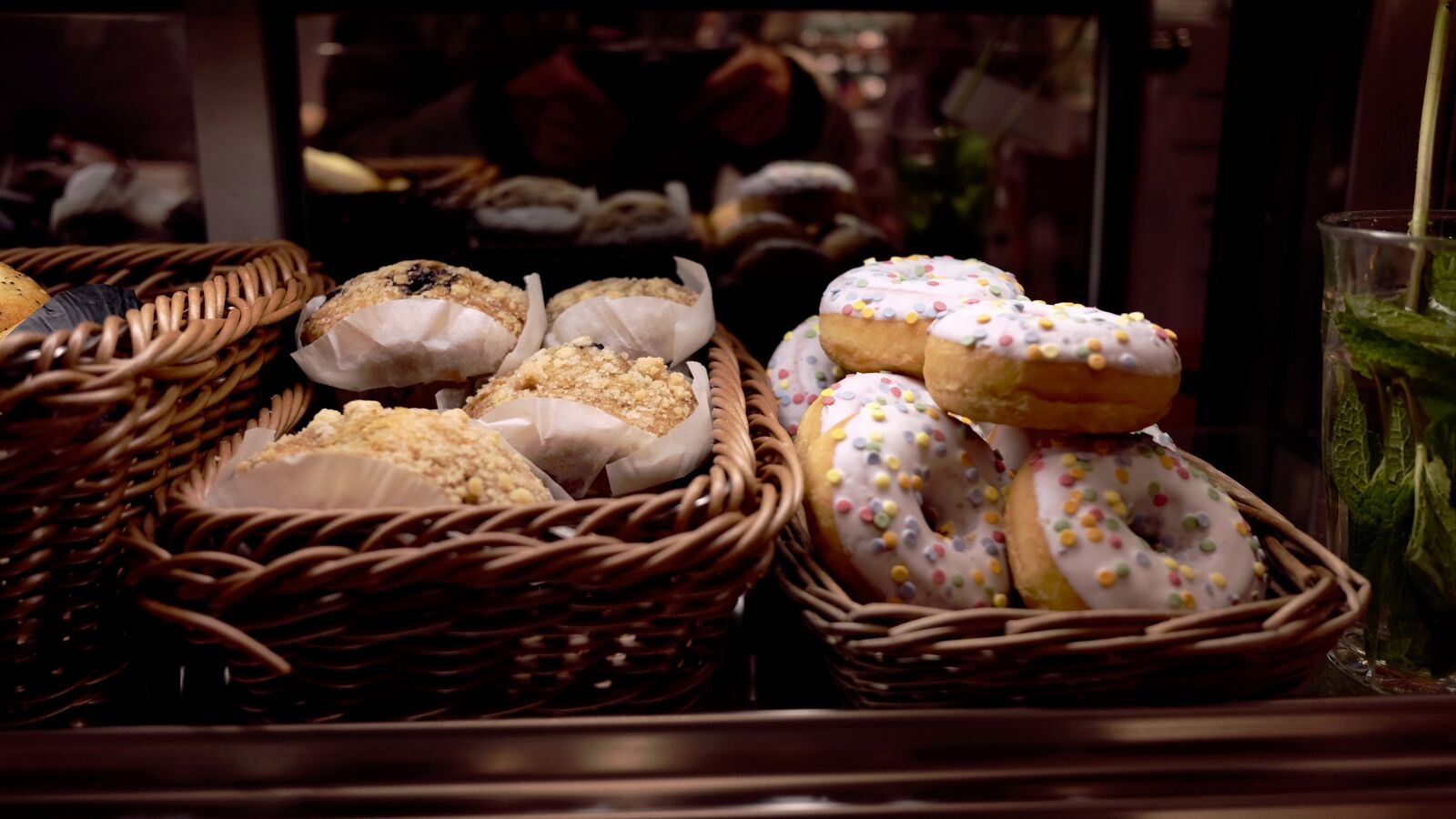 Fujifilm X70 sample photo. Brown, basket, food photography
