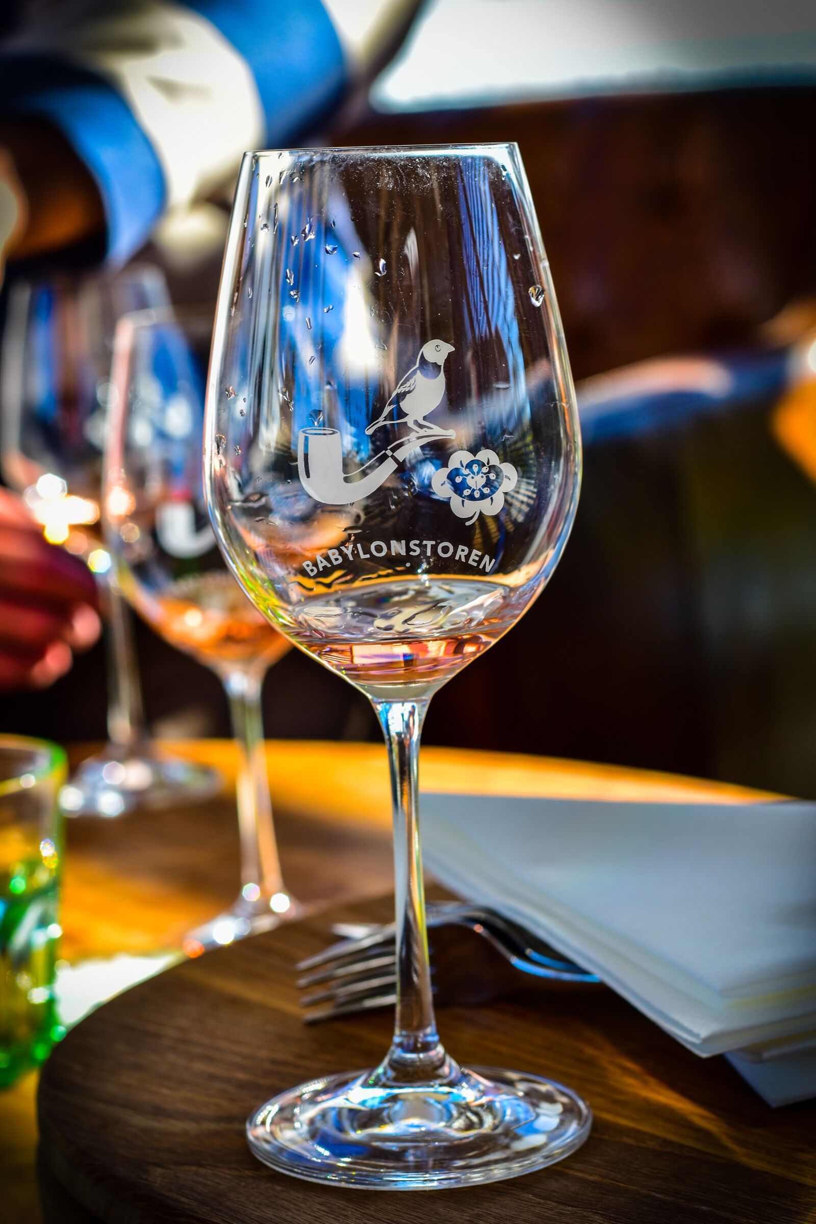 Nikon D5500 sample photo. Wine glass, wine, alcohol photography