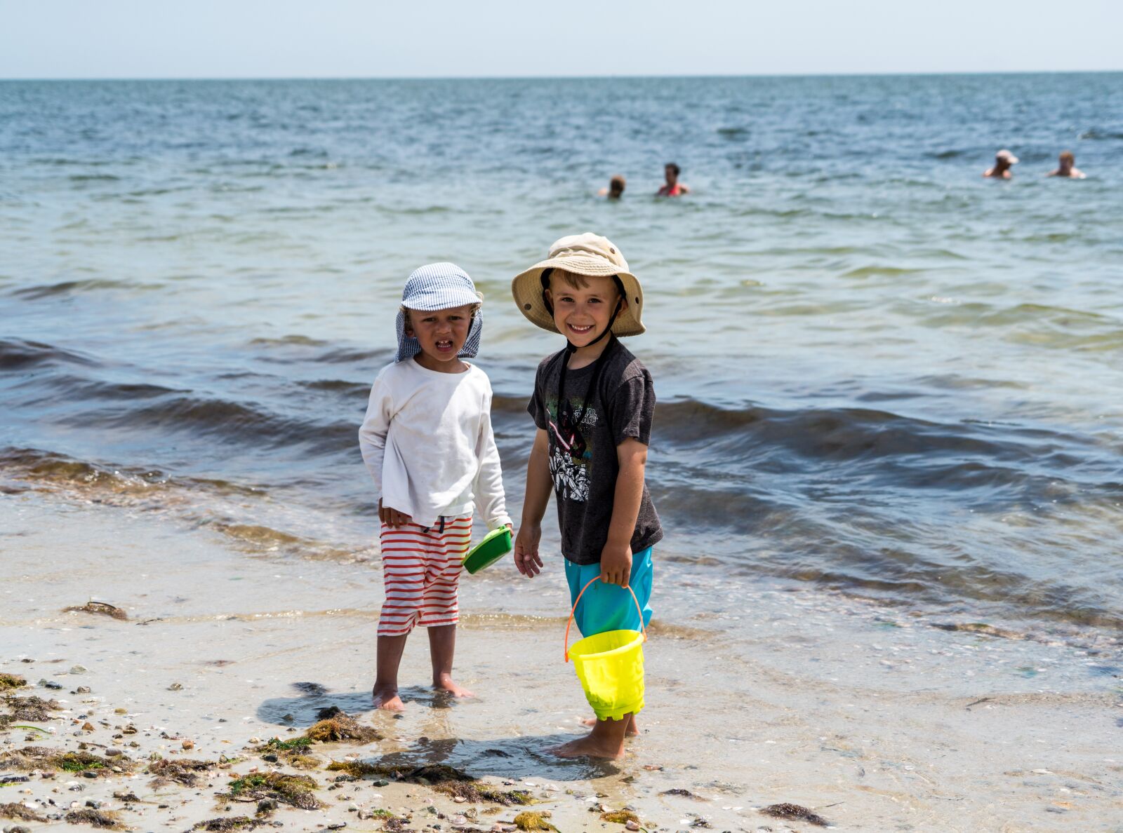 Sony a7R II + Sony FE 24-240mm F3.5-6.3 OSS sample photo. Cape cod, yarmouth, people photography