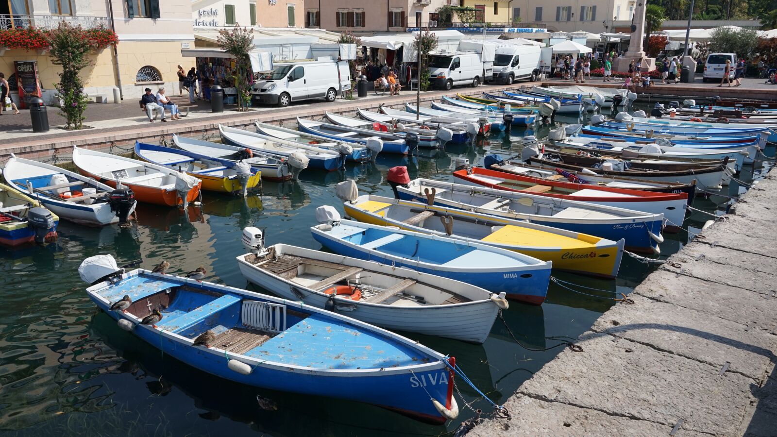 Sony a7 + Sony FE 24-240mm F3.5-6.3 OSS sample photo. Bardolino, port, fishing boats photography