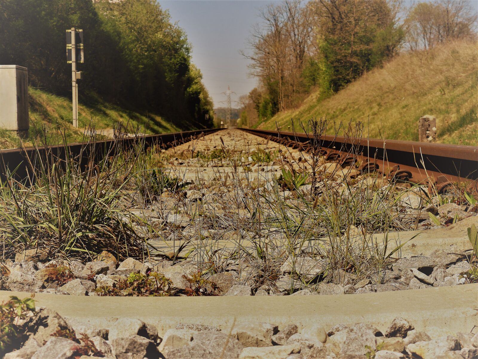 Nikon Coolpix P950 sample photo. Rails, stone, railway photography