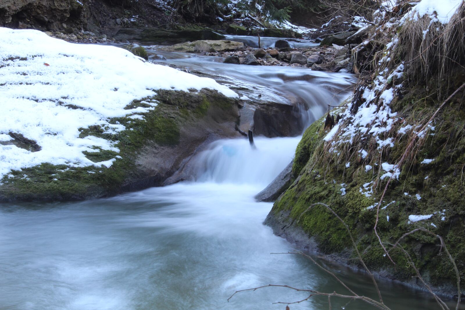 Canon EOS 1300D (EOS Rebel T6 / EOS Kiss X80) sample photo. Water, stream, nature photography