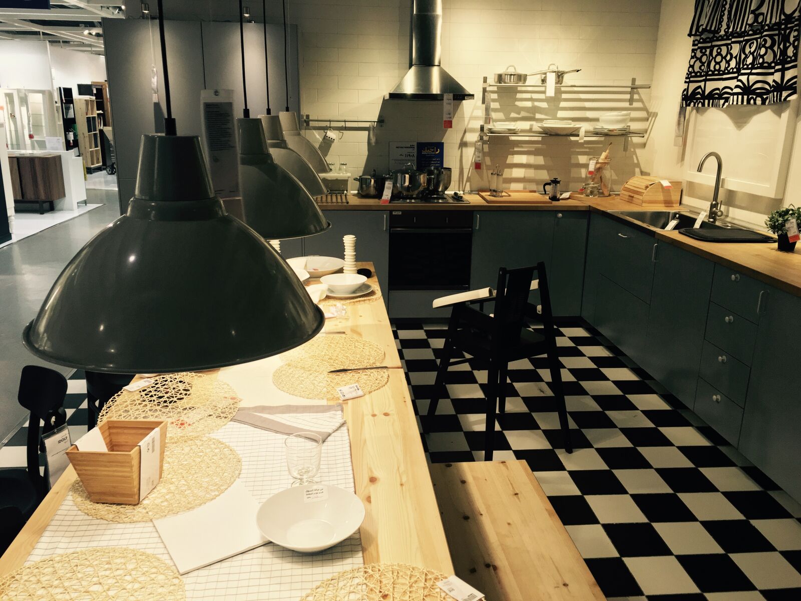 Apple iPhone 6s Plus sample photo. Kitchen, night photography