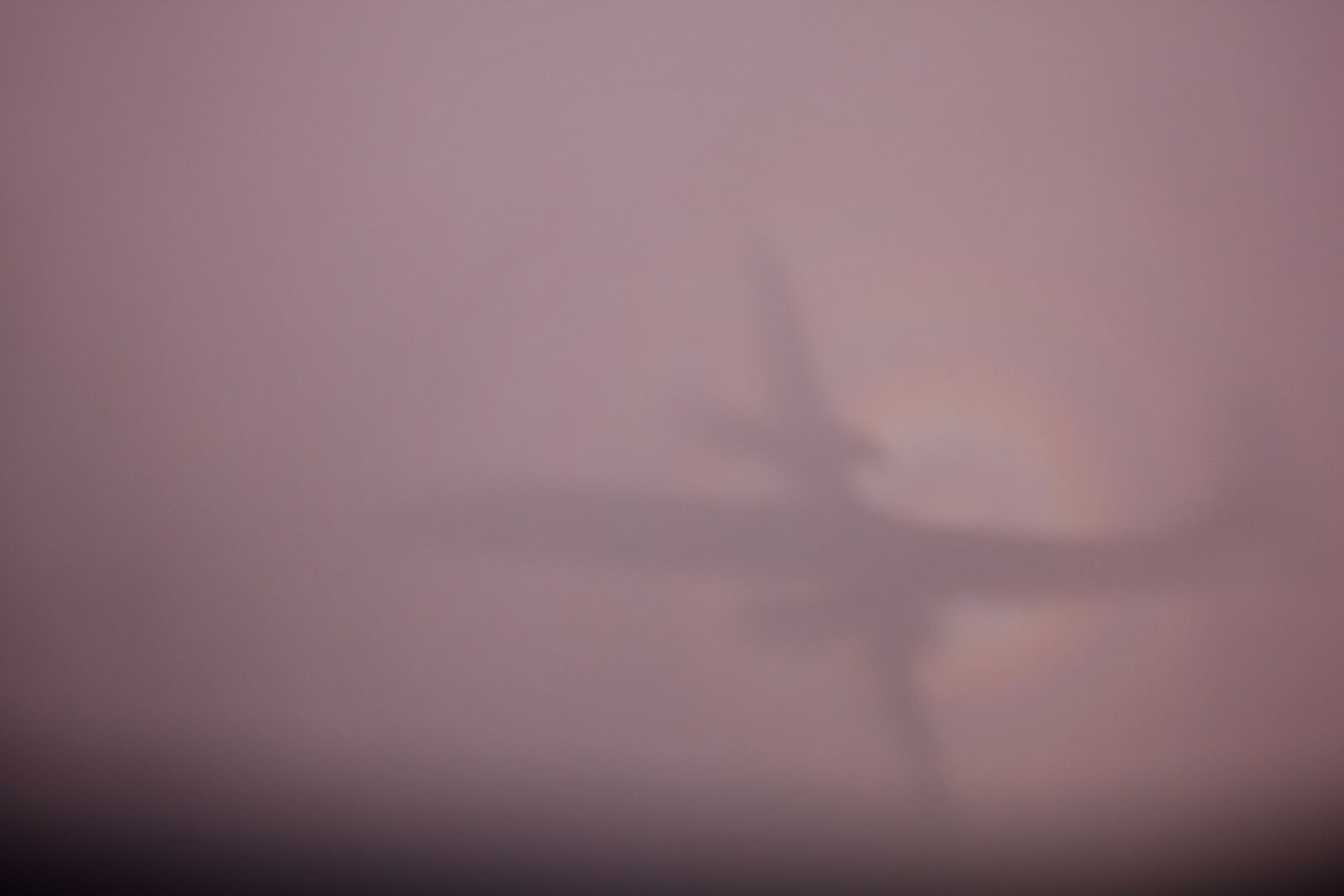 Canon EOS 500D (EOS Rebel T1i / EOS Kiss X3) sample photo. Shadow, plane, airplane photography