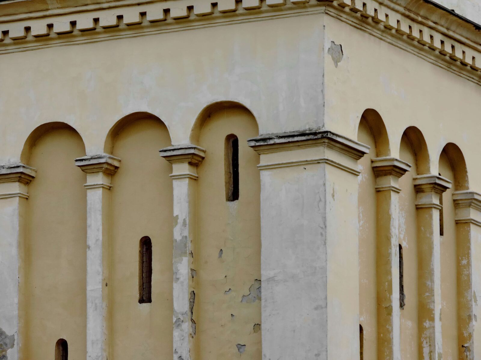 Nikon Coolpix P520 sample photo. Building, architecture, old, wall photography