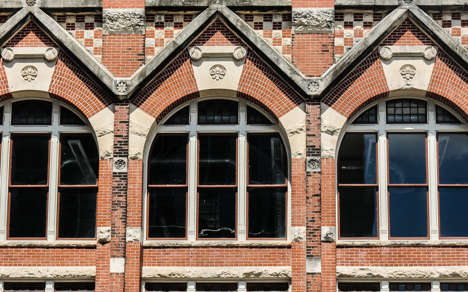 Canon EOS 70D sample photo. Building, austin, texas photography
