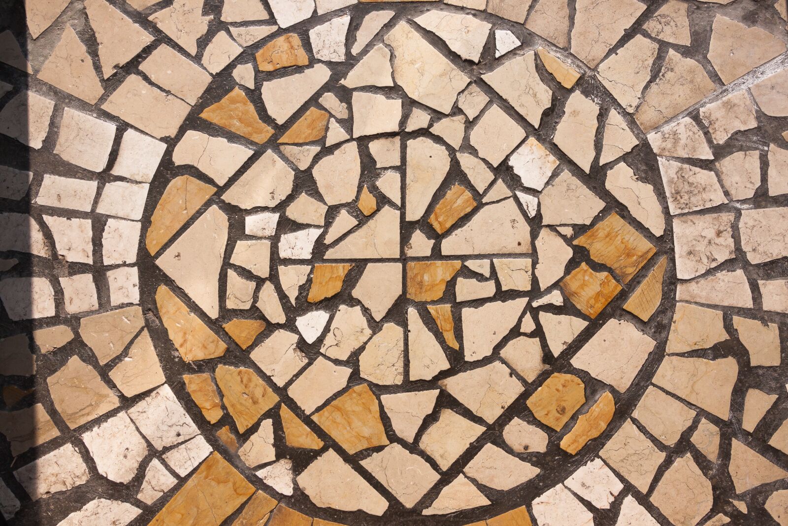 Canon EF-S 17-85mm F4-5.6 IS USM sample photo. Mosaic, stone, district photography