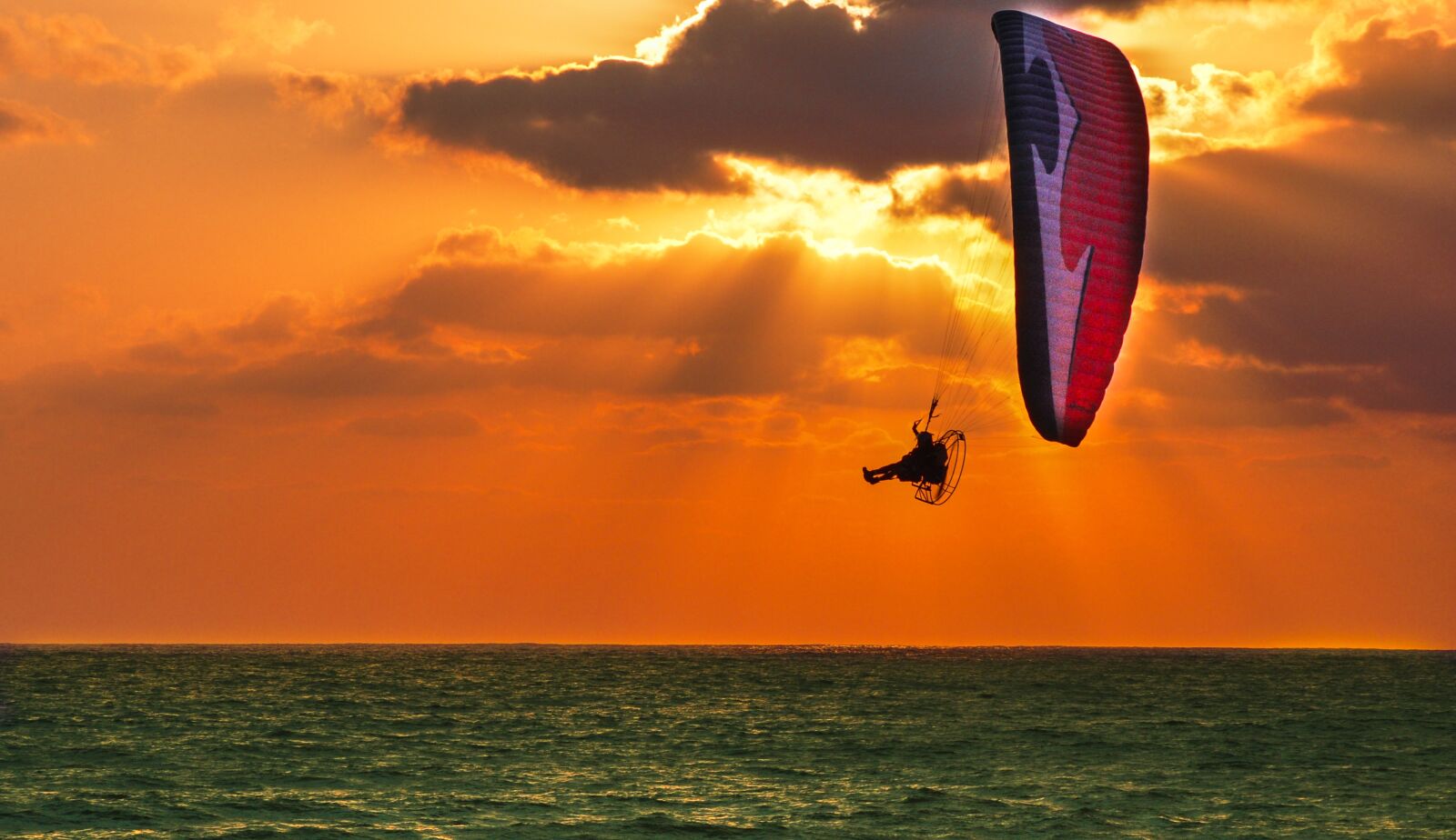 Nikon D90 sample photo. Parameter, flight, water photography
