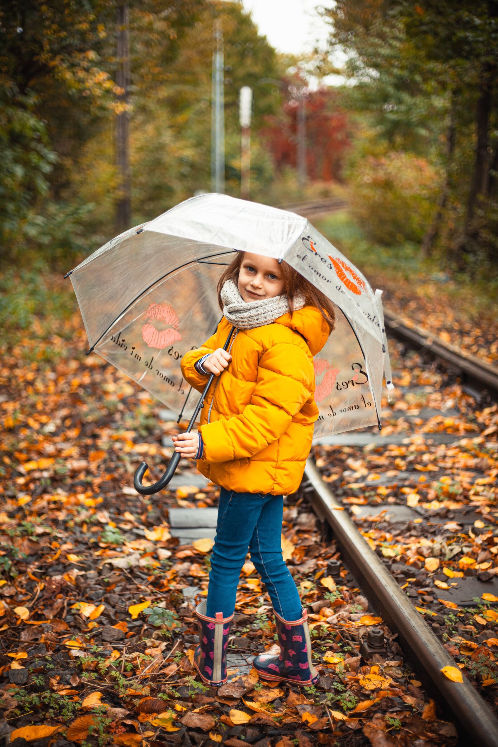 Canon EOS 5D Mark II sample photo. Girl, autumn, nature photography