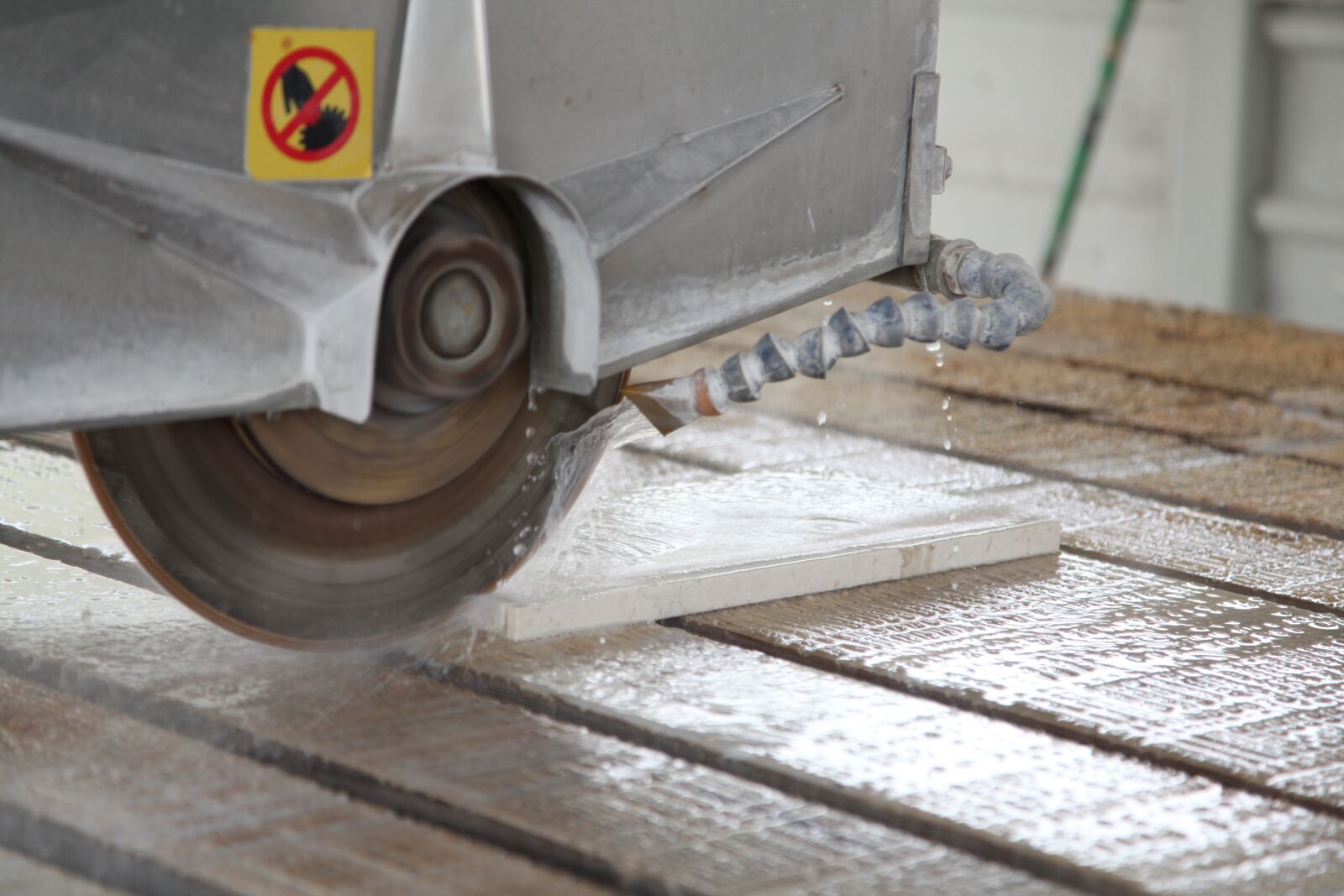 Canon EOS 5D Mark II sample photo. Marble, granite, cutting photography
