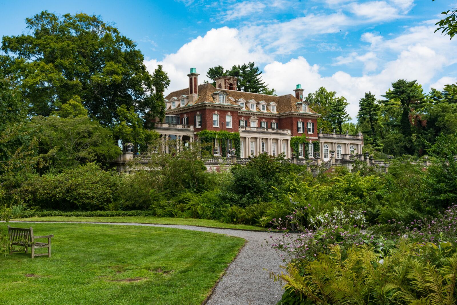 Nikon D750 sample photo. Mansion, landscaping, architecture photography