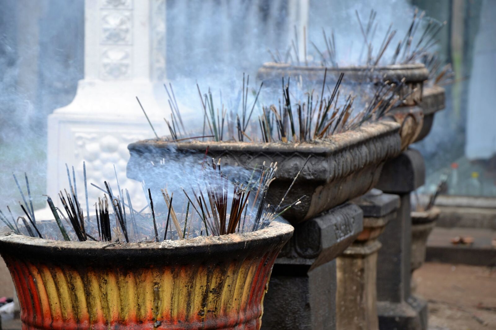 Nikon D3100 sample photo. Smoke, incense, buddhism photography