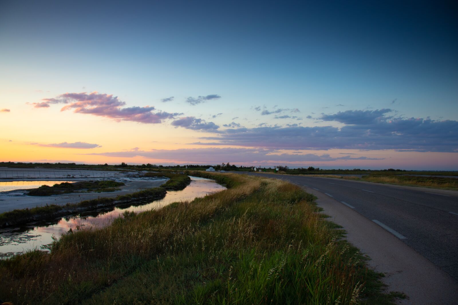 Canon EOS 77D (EOS 9000D / EOS 770D) sample photo. Sunset, france, provence photography