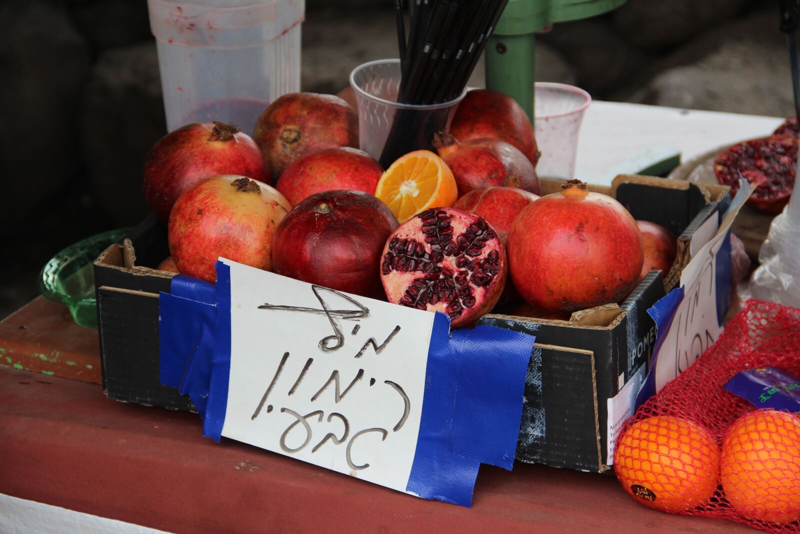 Canon EOS 600D (Rebel EOS T3i / EOS Kiss X5) sample photo. Fruit, food, apple photography