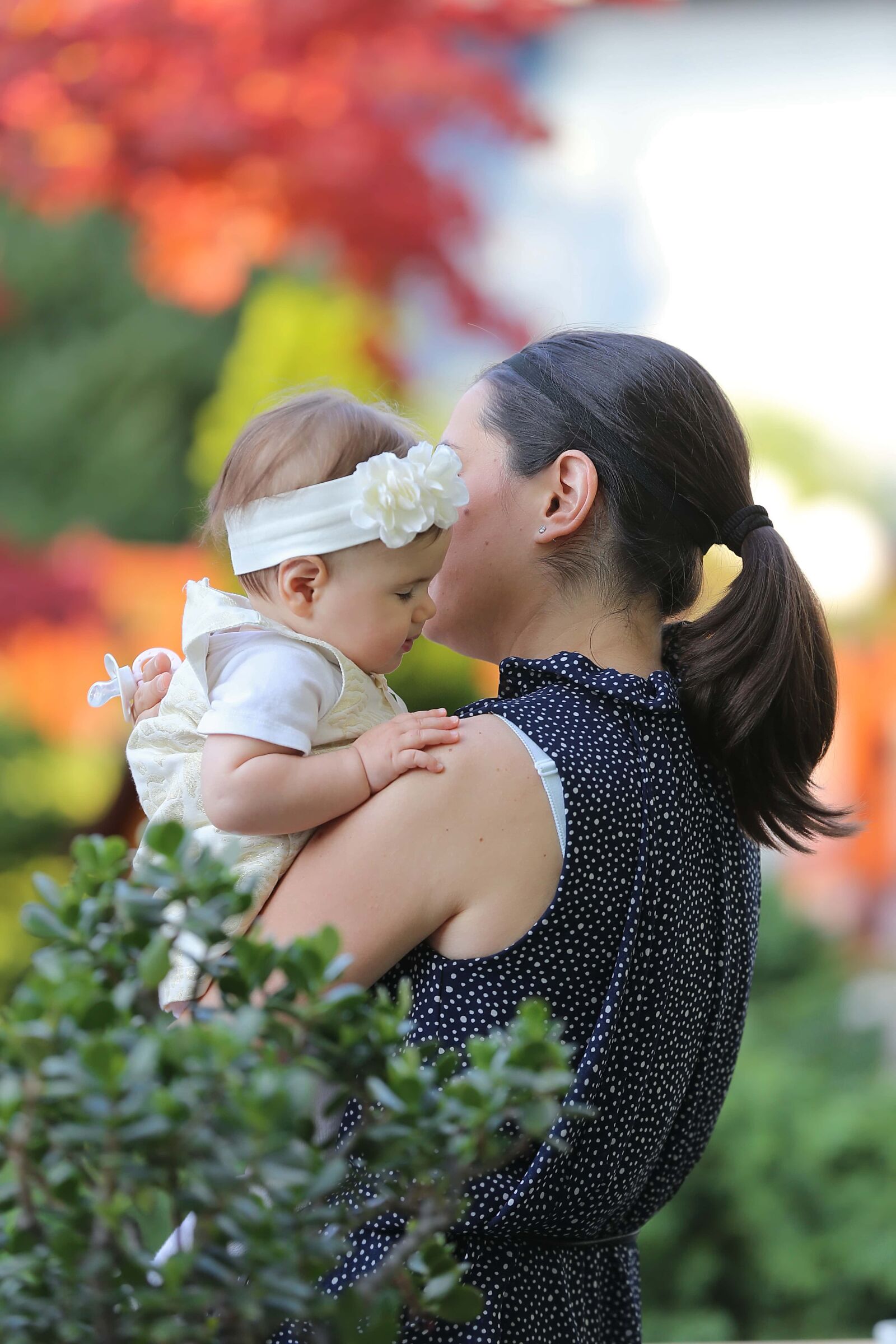 Canon EOS 6D sample photo. Adorable, mother, hairstyle, toddler photography