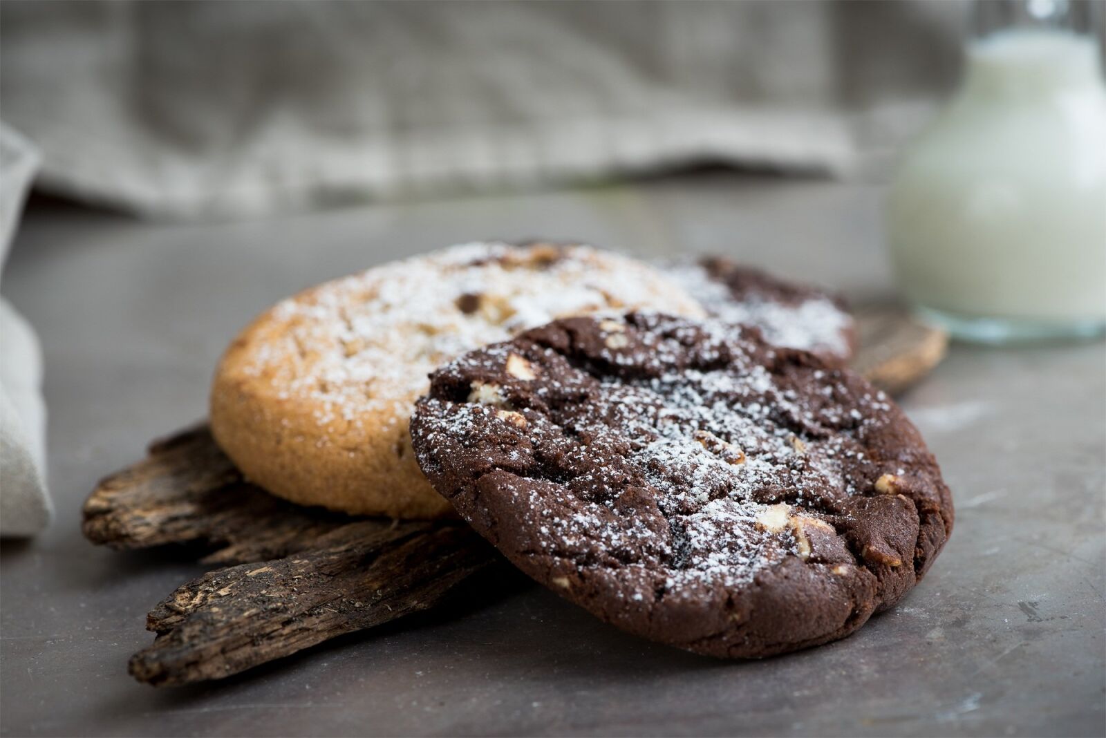 Nikon D750 sample photo. Cookies, chocolate cookie, nut photography