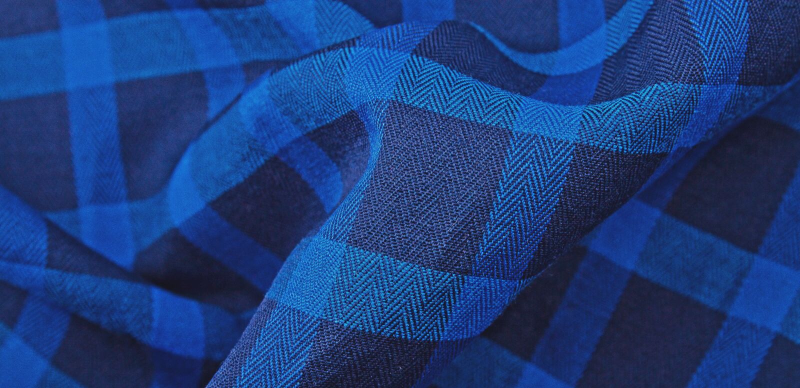 Canon EOS 500D (EOS Rebel T1i / EOS Kiss X3) sample photo. Jacket, fashion, male photography