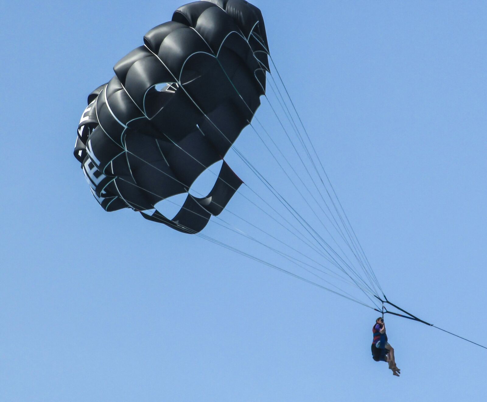 Canon PowerShot SX400 IS sample photo. Paragliding, sea sport, fly photography