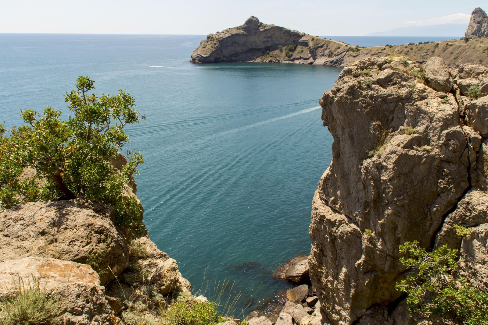 Canon EOS 650D (EOS Rebel T4i / EOS Kiss X6i) sample photo. Crimea, cape kapchik, sea photography