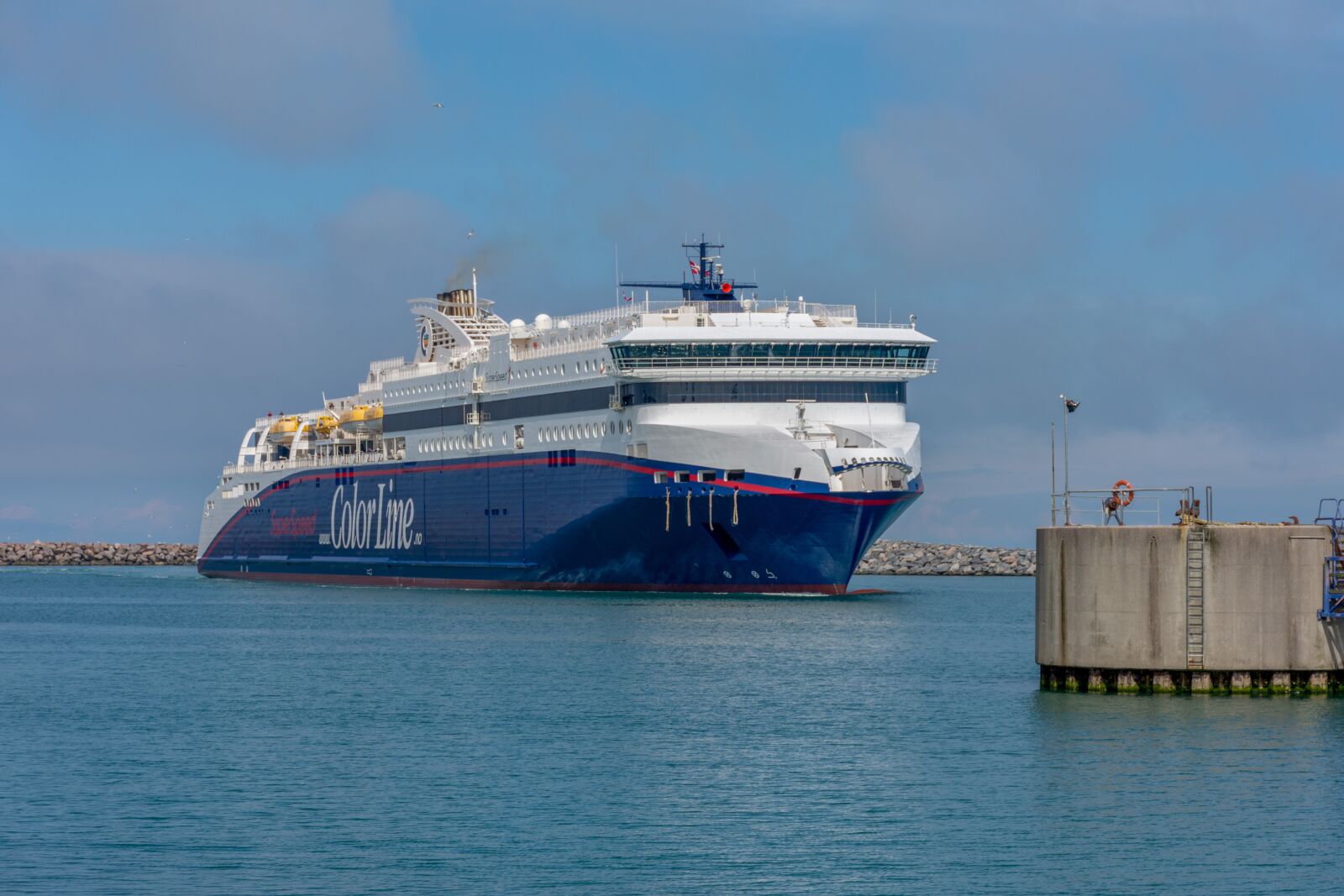 Nikon D7200 sample photo. Ship, sea, air photography
