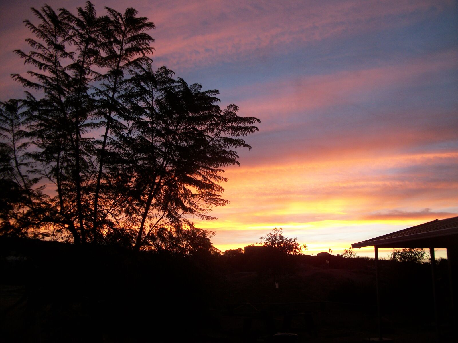 Kodak EASYSHARE C182 DIGITAL CAMERA sample photo. Sunrise, morning, clouds photography