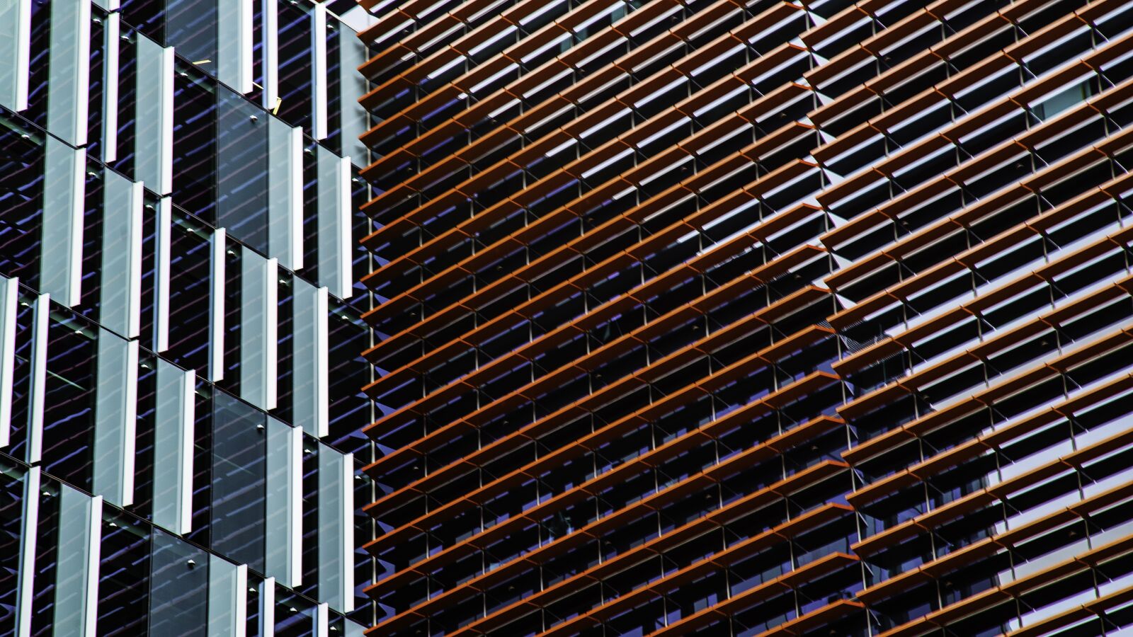 Canon EOS 6D + Canon EF 24-105mm F4L IS USM sample photo. Architecture, building, glass photography