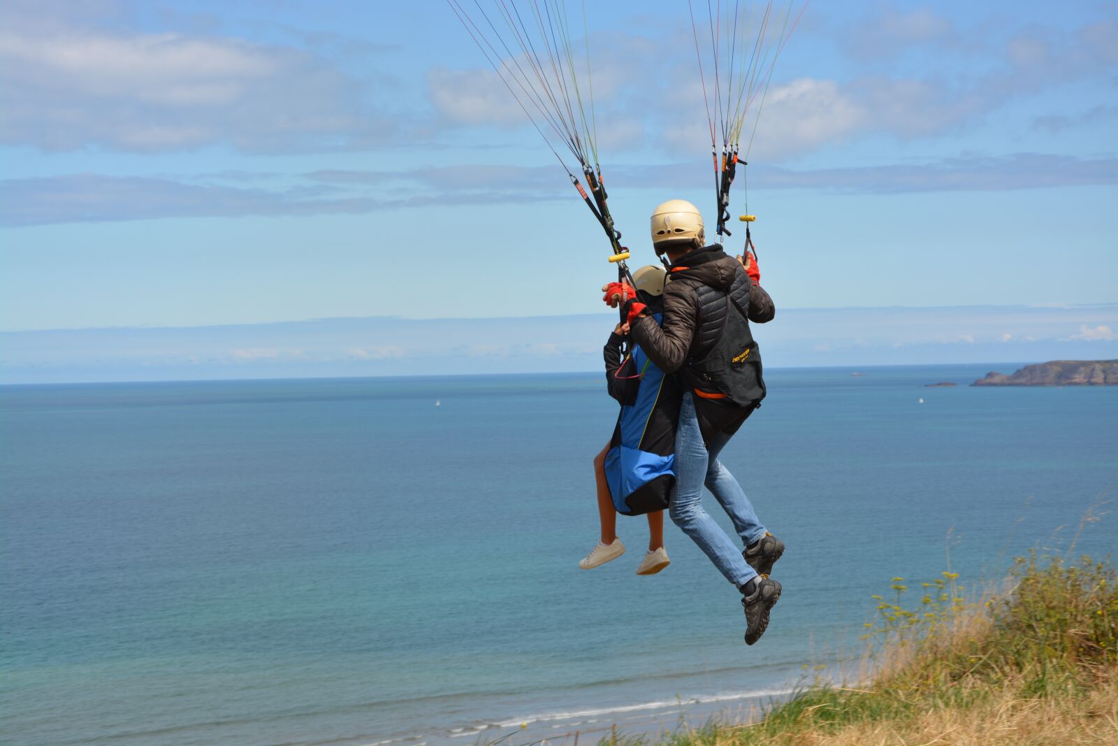 Nikon D5200 sample photo. Paragliding, paraglider, harness seat photography