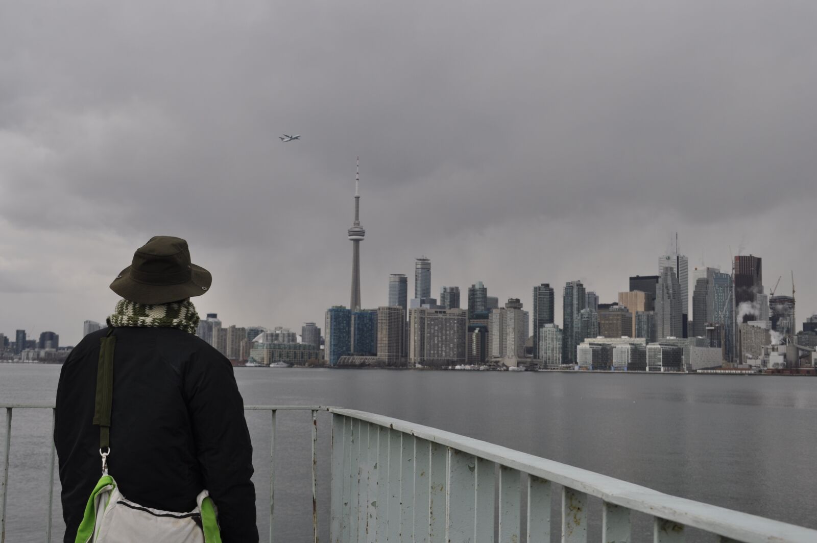 Nikon D5000 sample photo. Toronto, cn, tower photography