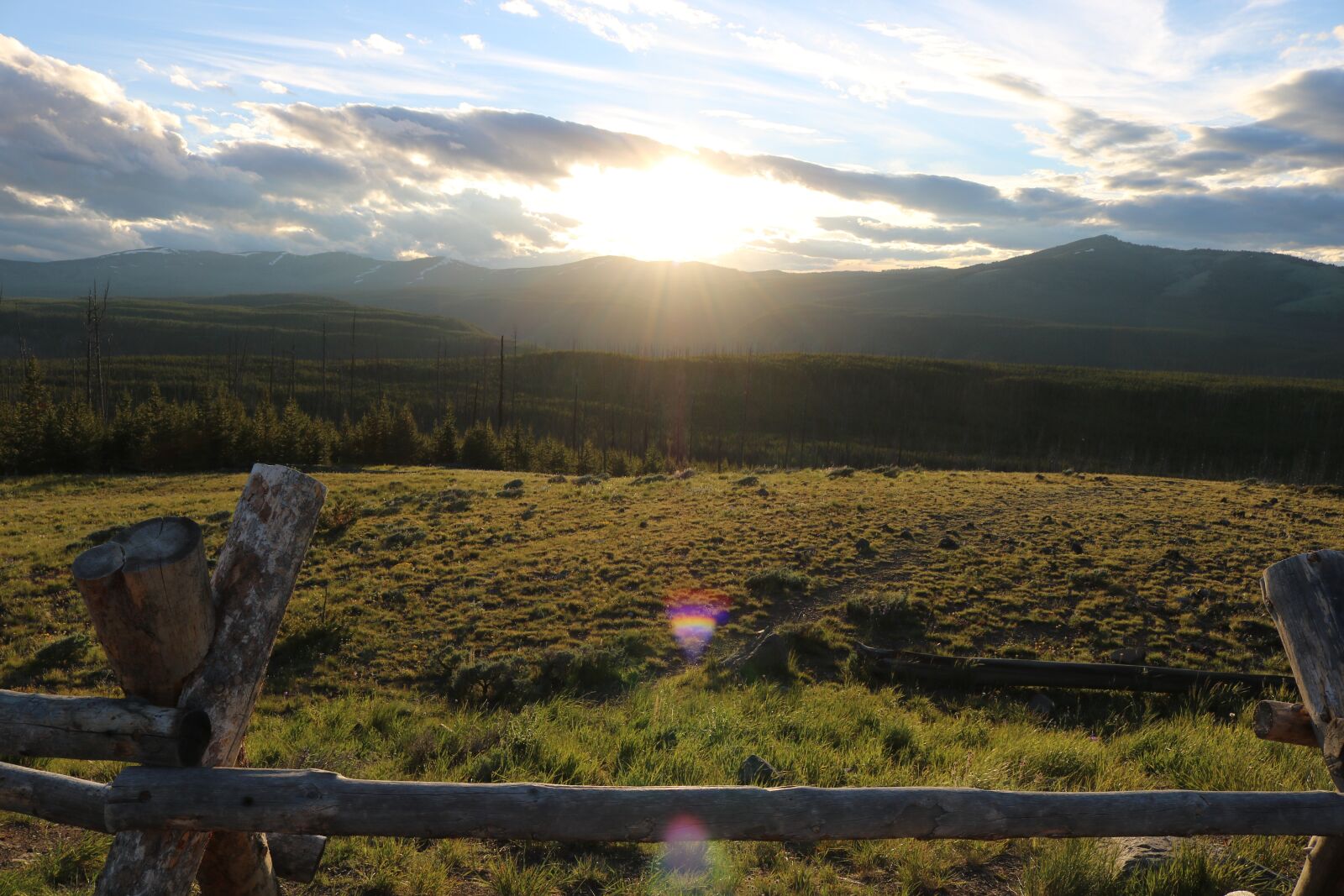 Canon EOS 750D (EOS Rebel T6i / EOS Kiss X8i) sample photo. Hill, hillside, countryside photography