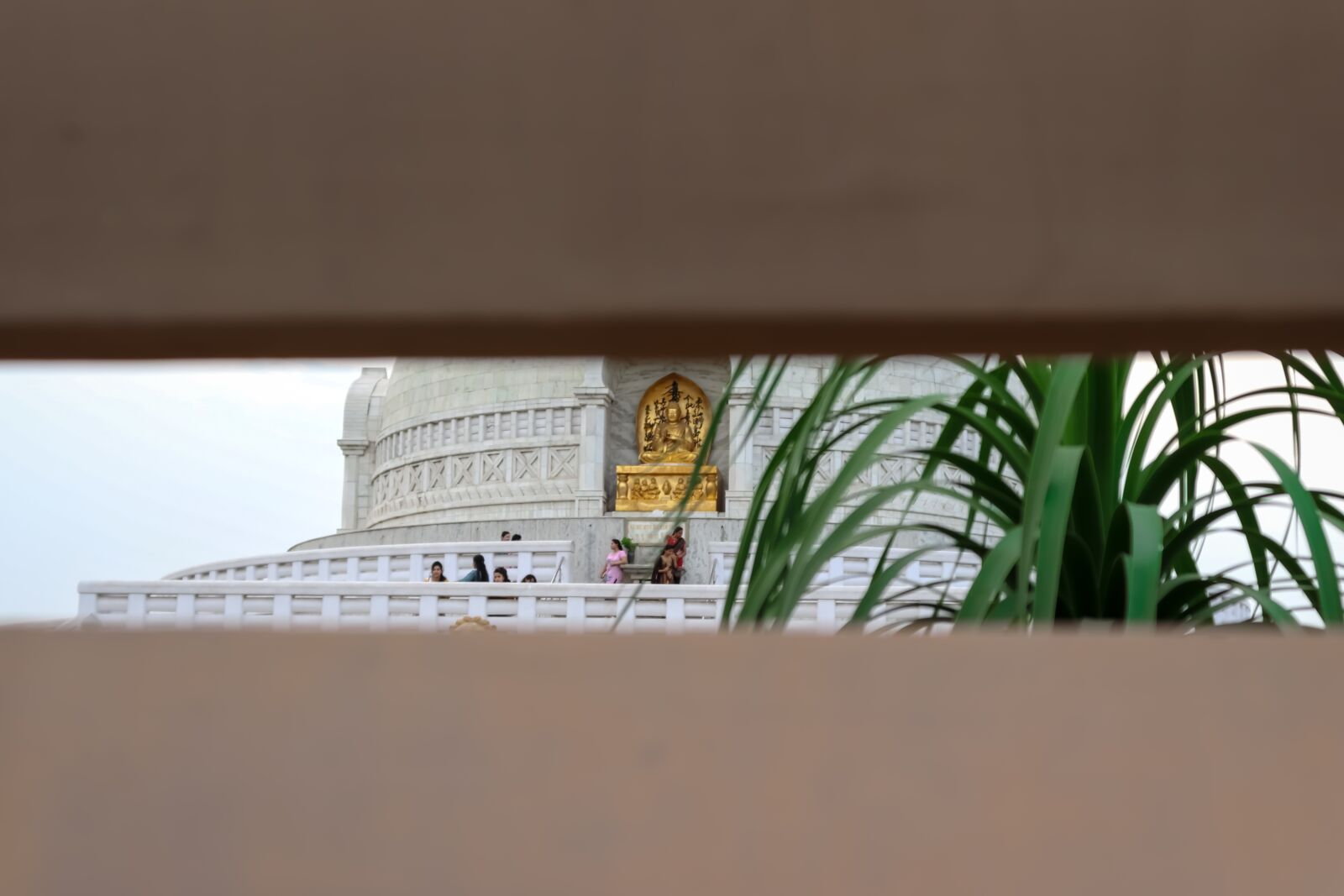 Canon EOS 200D (EOS Rebel SL2 / EOS Kiss X9) sample photo. Buddha, creative, sculpture photography
