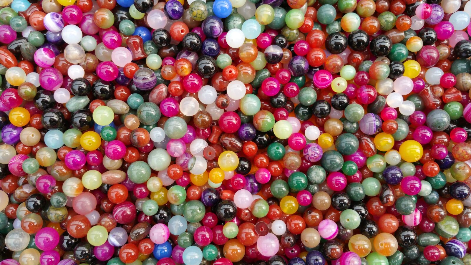 Samsung Galaxy Note4 sample photo. Beads photography