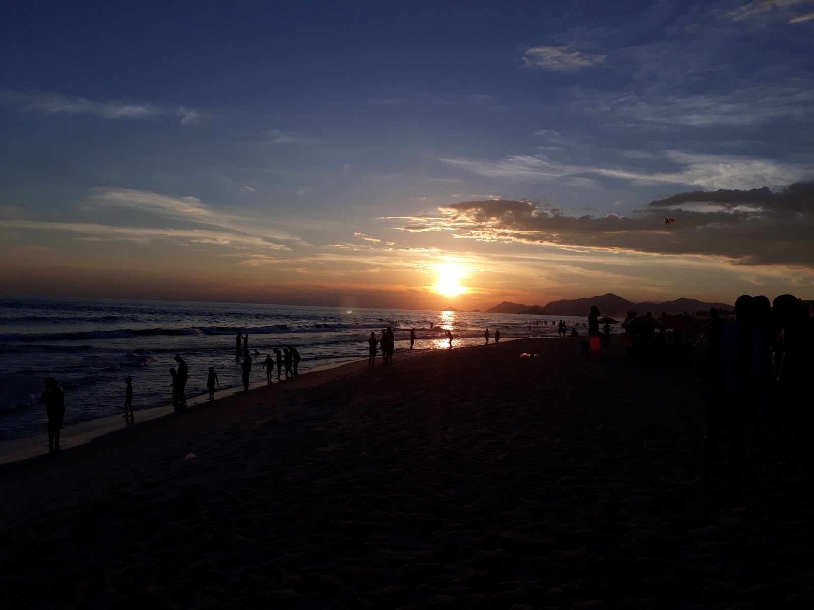 Samsung Galaxy J5 Prime sample photo. Beach, sunset, end of photography