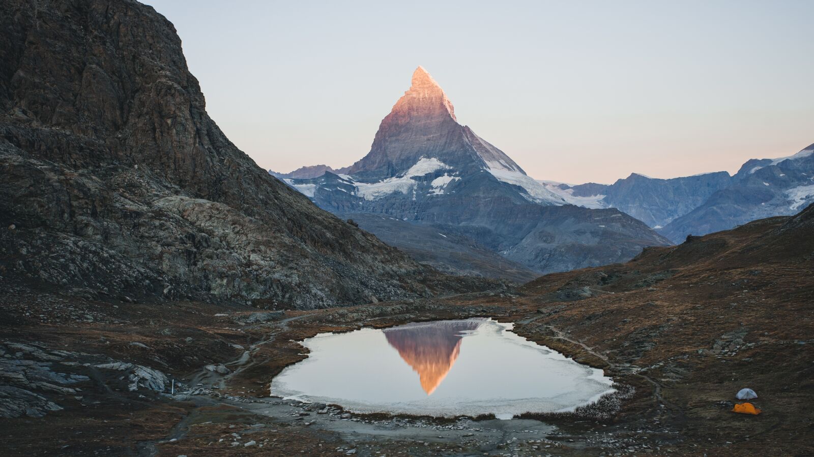 DT 17-40mm F4 SAM sample photo. Swiss, matterhorn, tent photography