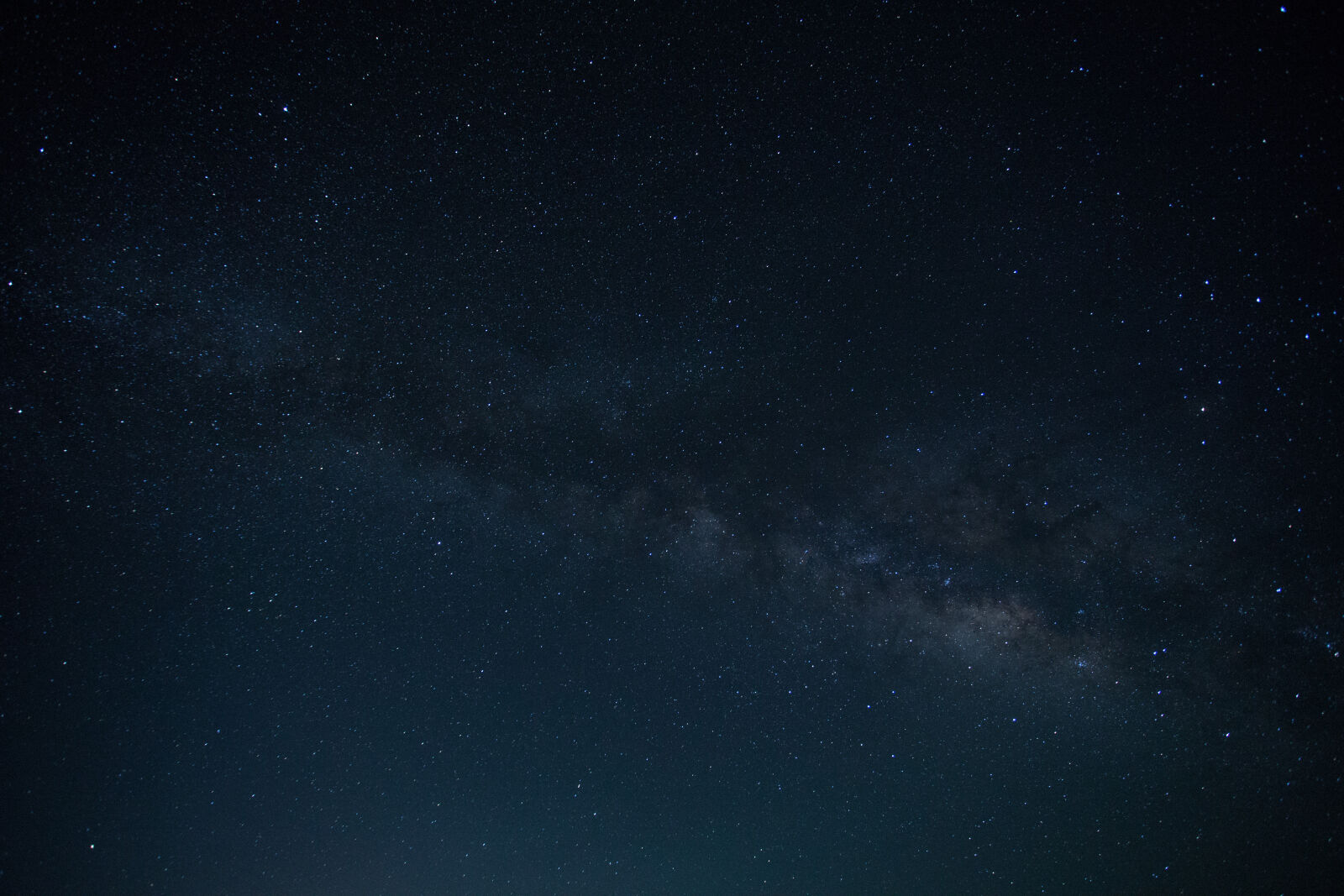 Canon EF 17-40mm F4L USM sample photo. Astronomy, dark, evening, glowing photography