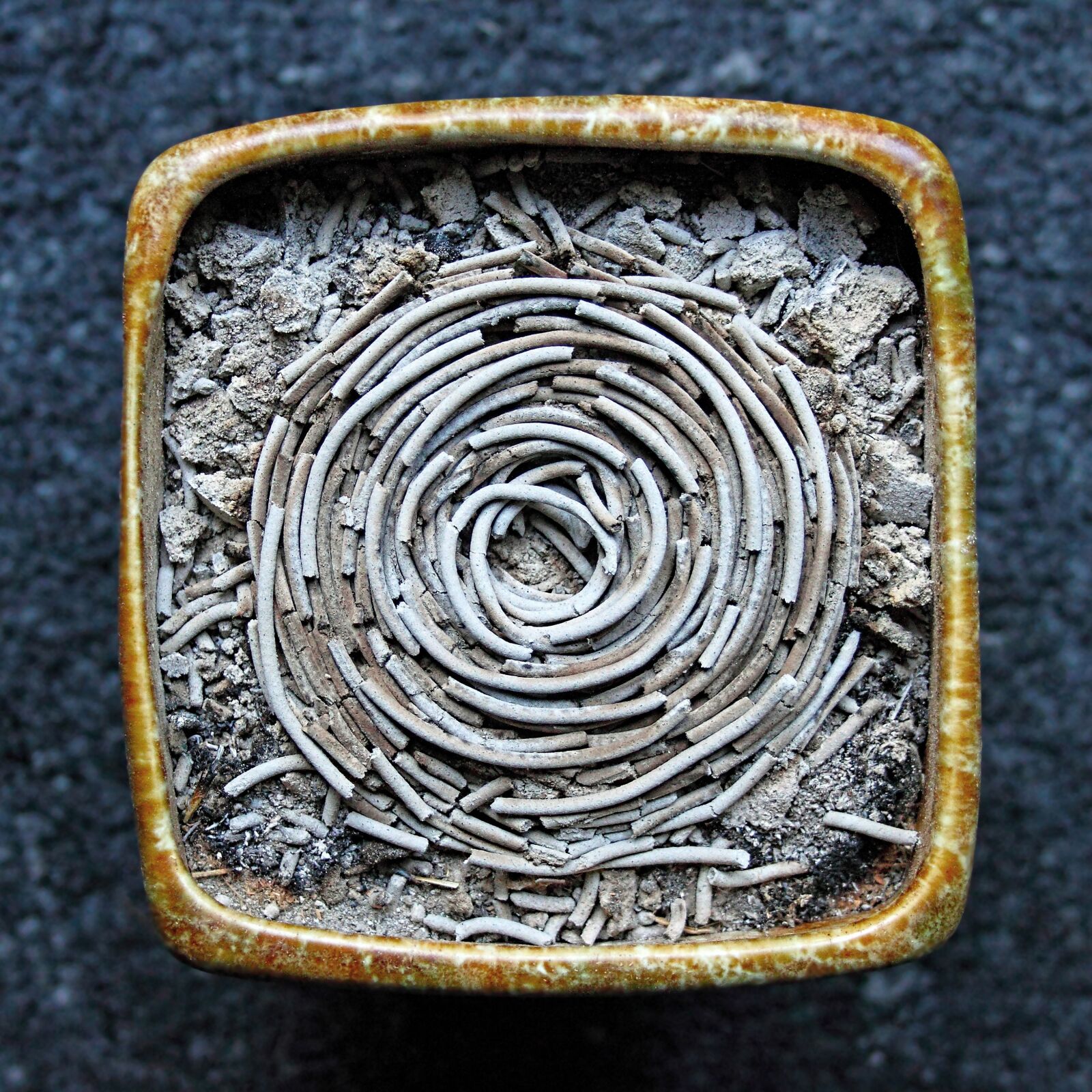 Canon EOS 500D (EOS Rebel T1i / EOS Kiss X3) sample photo. Incense, buddhism, culture photography