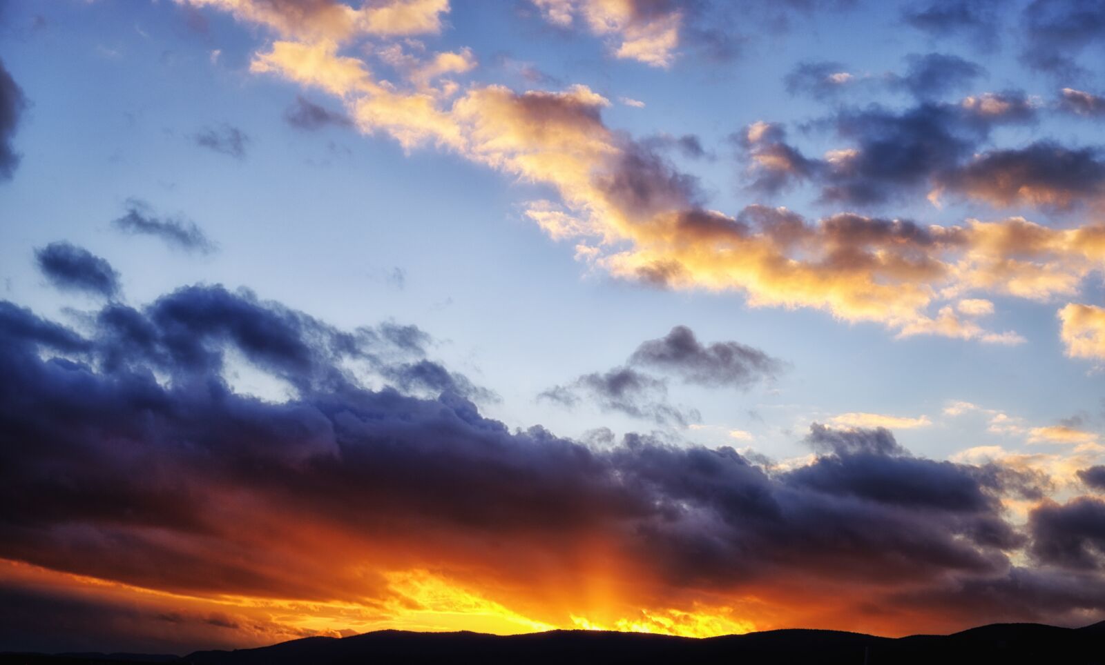 Fujifilm X-T2 sample photo. Sunset, sunrise, afterglow photography