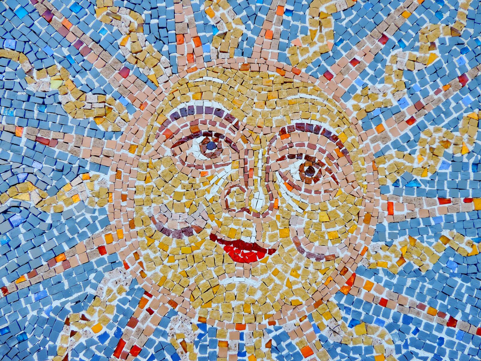 Nikon Coolpix P520 sample photo. Face, mosaic, star, sun photography