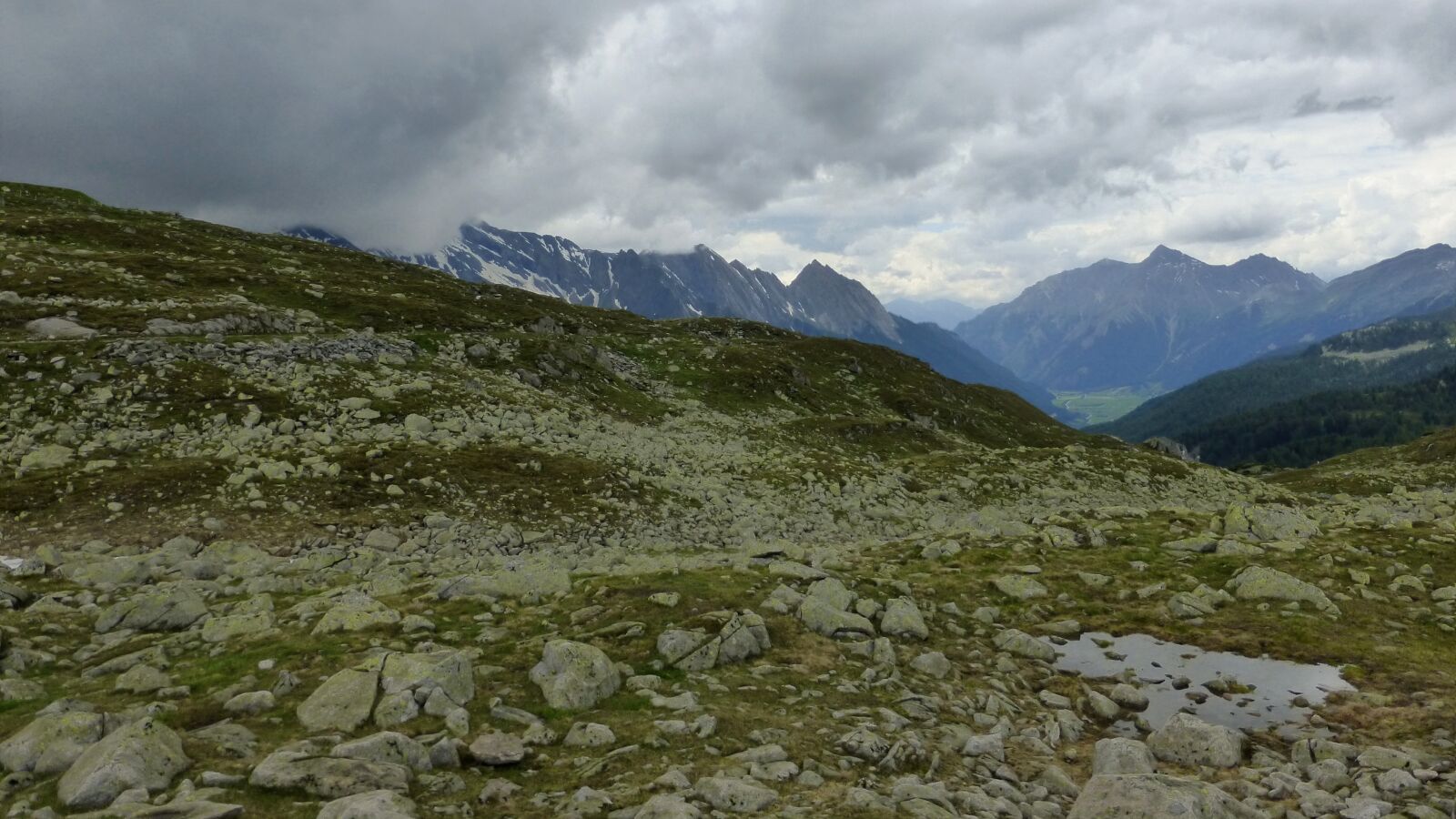 Panasonic Lumix DMC-ZS25 (Lumix DMC-TZ35) sample photo. Austria, mountains, landscape photography