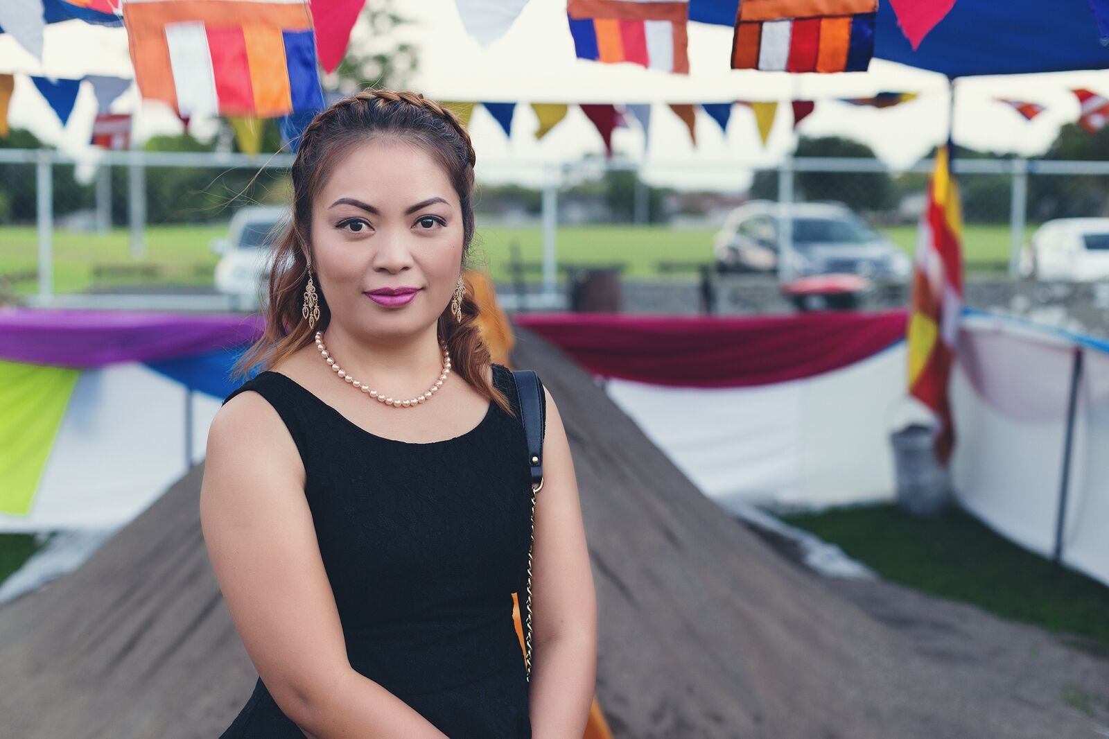Canon EOS 6D + Canon EF 50mm F1.4 USM sample photo. People, outdoors, woman photography