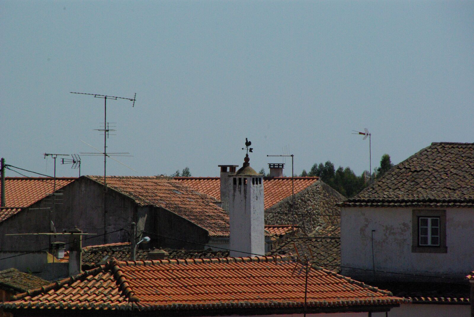 Pentax K10D sample photo. Roofs, village, portugal photography