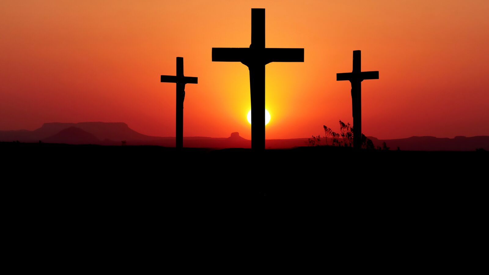 Panasonic Lumix DMC-FZ200 sample photo. Sunset, cross, christianity photography